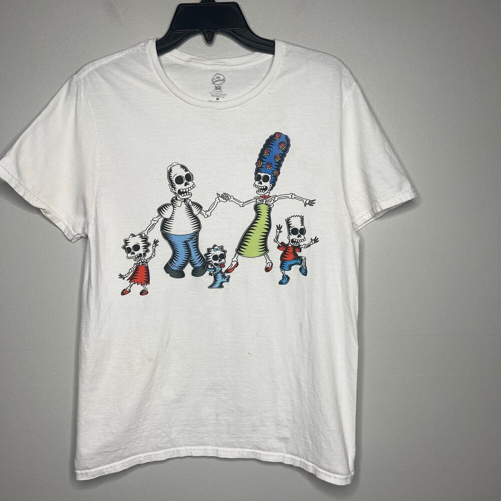 The Simpson Halloween Graphic T-Shirt Size Medium Skeletons with Flaw
